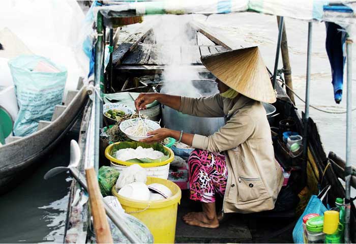 Five umissable market in mekong Cai Be 
